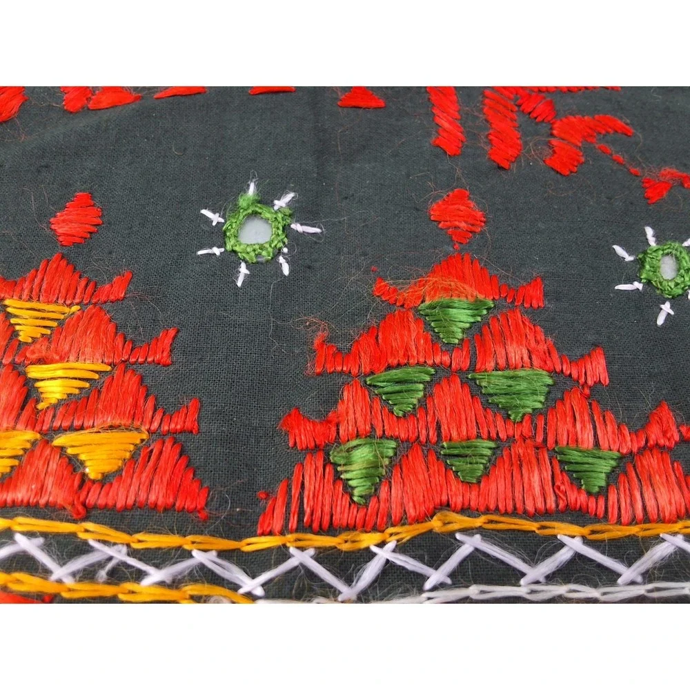 Vtg Handmade INDIAN BANJARA Ethnic Tribal Kutchi Rabari Pillow Cover Hand Sewn
